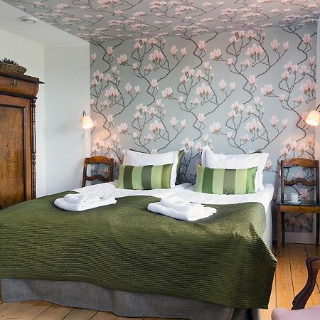 Hotell Villa Vesta رونيبي المظهر الخارجي الصورة