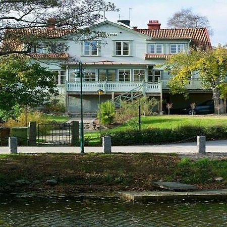 Hotell Villa Vesta رونيبي المظهر الخارجي الصورة
