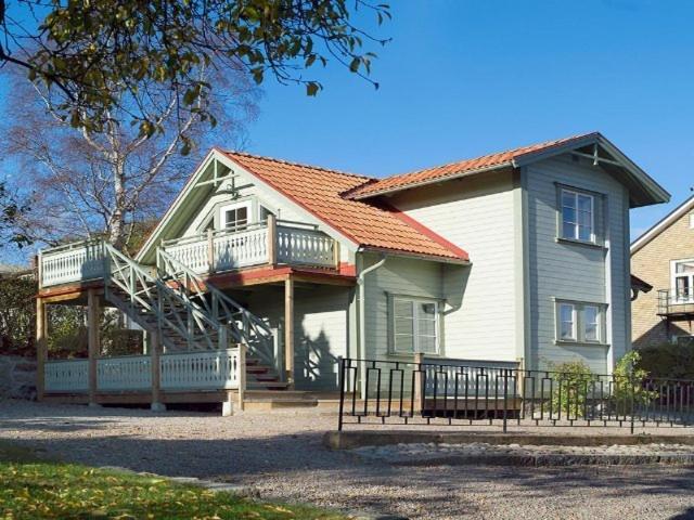 Hotell Villa Vesta رونيبي المظهر الخارجي الصورة